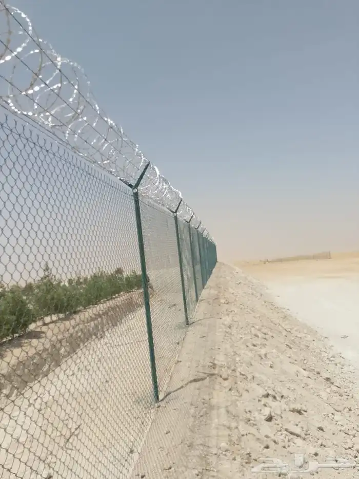تركيب شبوك فنس توريد وتركيب شبوك سياج 0