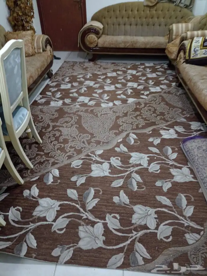 اغراض منزل للبيع بسبب السفر النهائي 13