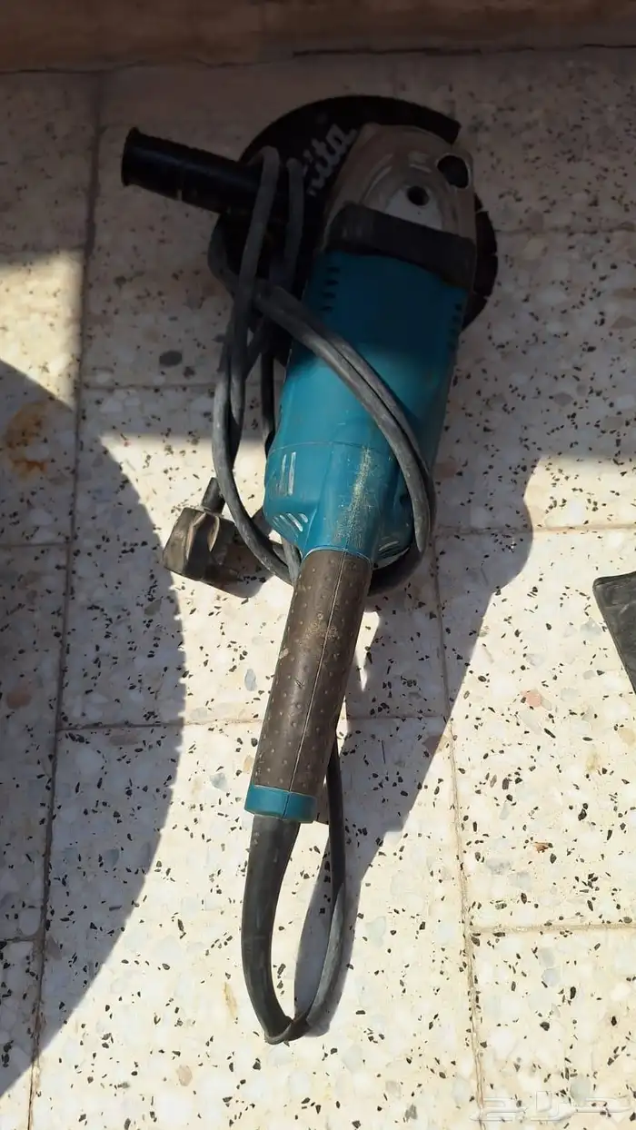 جزازة عشب وصاروخ 1