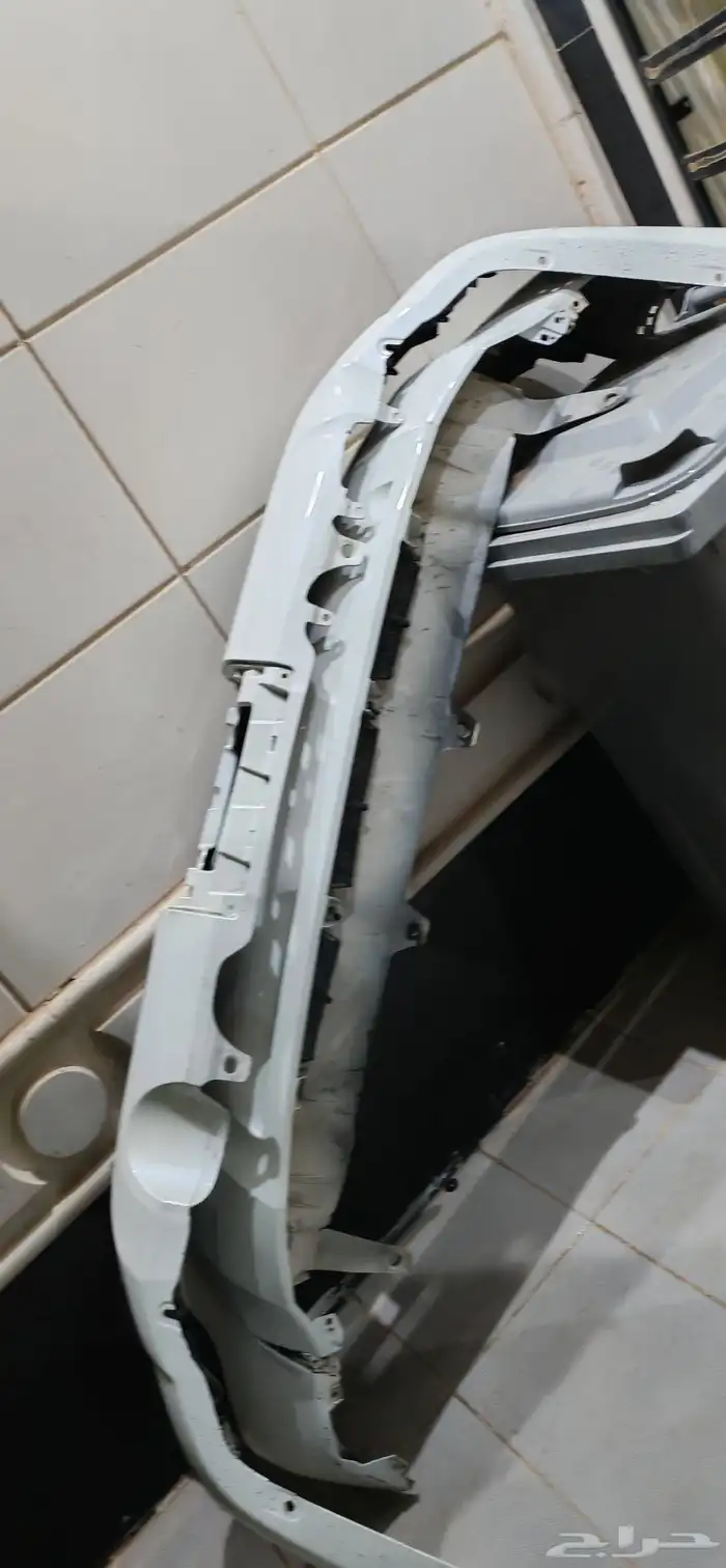 للبيع زوايد صدام امامي وخلفي جيب لاندكروزر 1