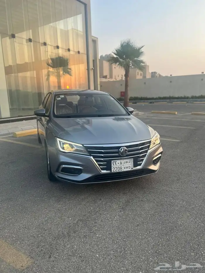 بيع سيارة امجي 5 9