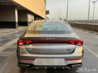 كيا K5 موديل 2023 استاند. 11