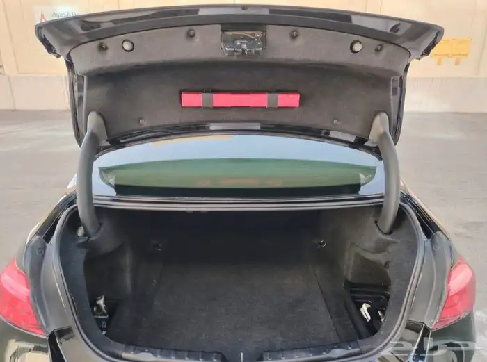 BMW 320i بي ام دبليو 16