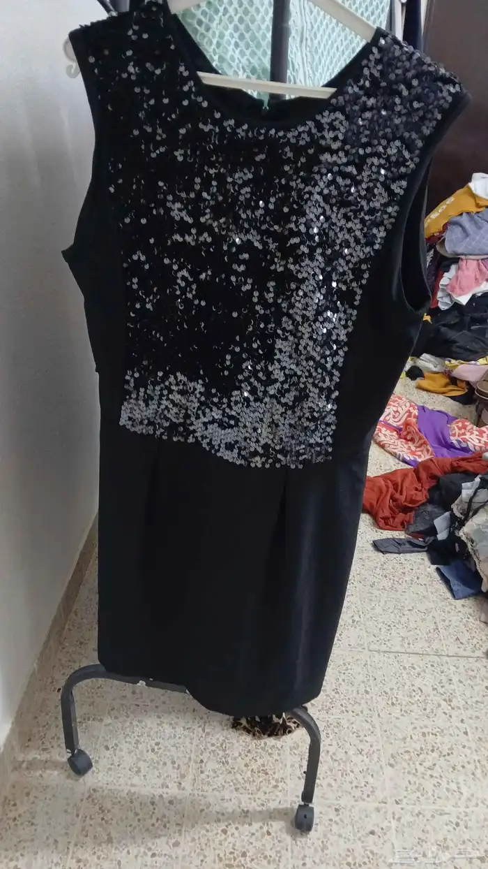 ملابس بحالة الجديد 1