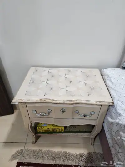 غرفة نوم كاملة مستعملة في حالة ممتازة 1