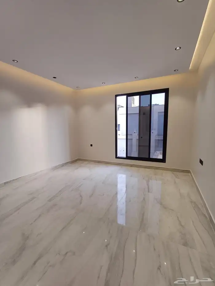 للبيع دور علوي بصك مستقل حي الرمال عبير 1