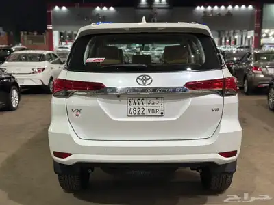 تويوتا فورشنر 2023 6 سلندر VX1 شبه الجديد 3