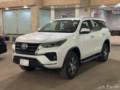 تويوتا فورشنر 2023 6 سلندر VX1 شبه الجديد 0