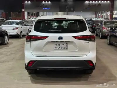 تويوتا هايلاندر 2021 GLE دفع رباعي 3