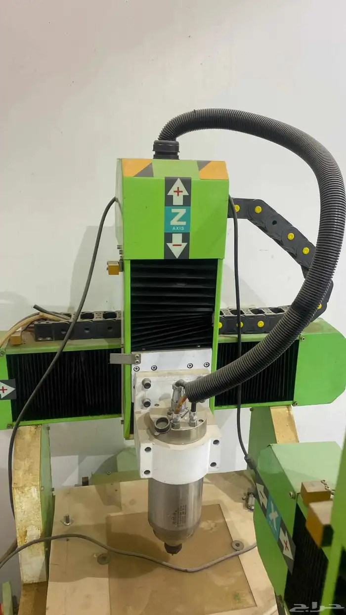 راوتر cnc 40 40 شبه جديد مستخدمه كم يوم فقط 1