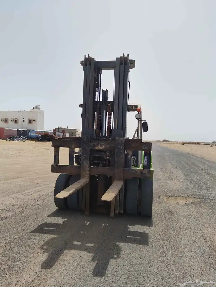 للبيع رافعه شوكيه 5 طن 0