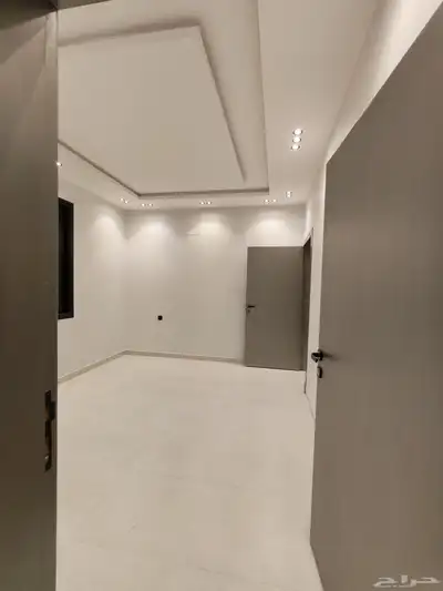 للبيع شقق ادوار علويه تشطيب vip بحي الموسي خميس مشيط 4