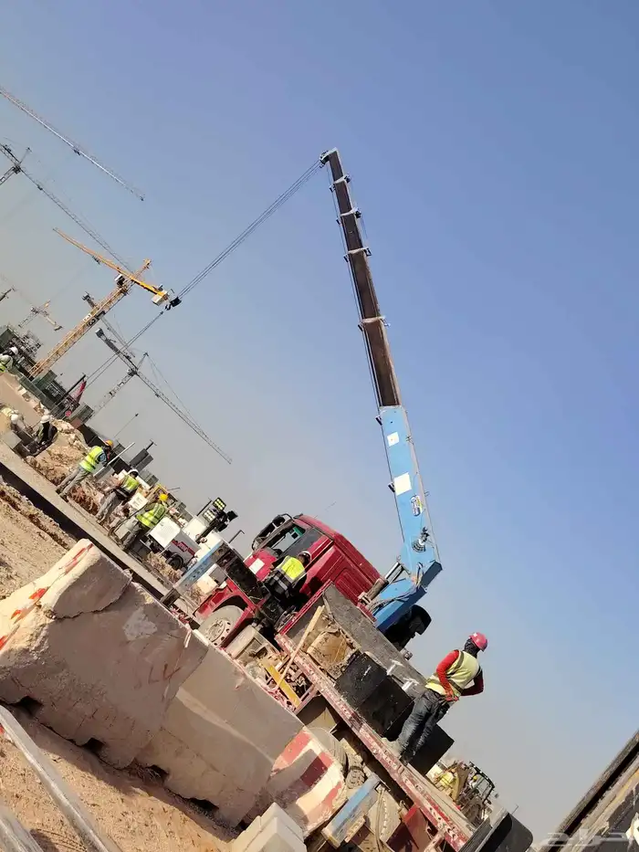 رافعات شوكيه وكرينات للايجار 4