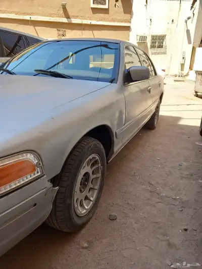 فورد فكتوريا 1999 2