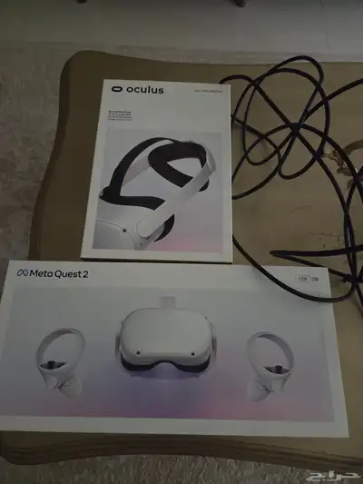 للبيع نظارة واقع افتراضي Quest 2 0