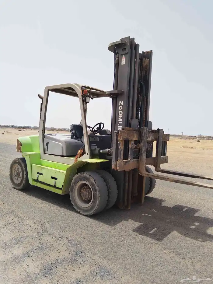 للبيع رافعه شوكيه 5 طن 2