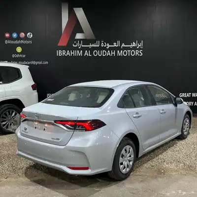 تويوتا كورلا استندر مكينه 2.0 موديل 2025 3