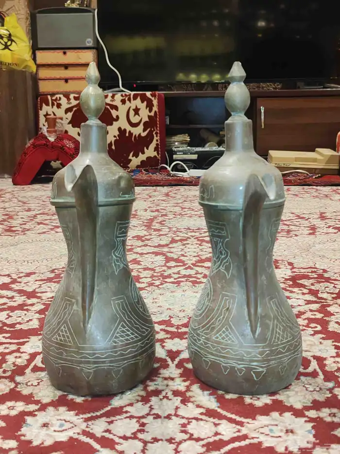دلال رسلانية قديمة منقوشة 3