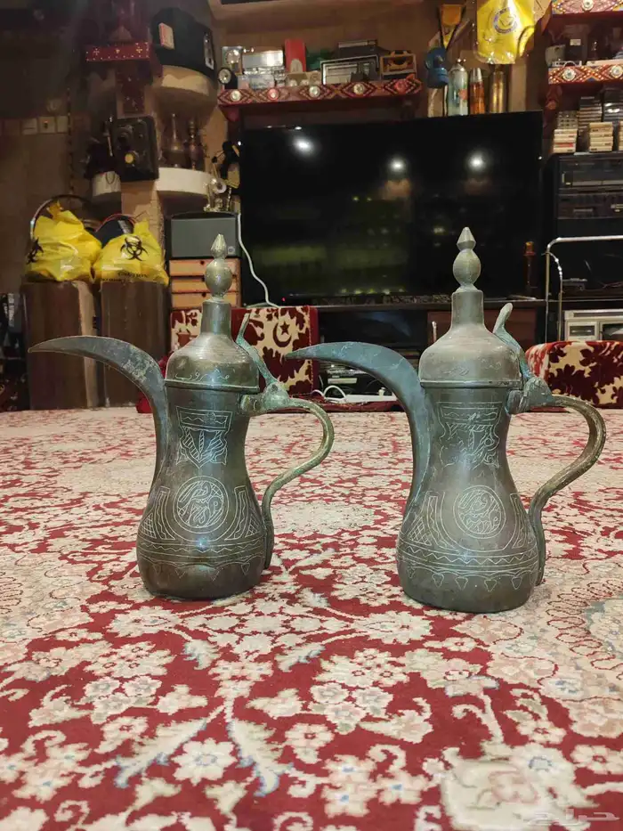دلال رسلانية قديمة منقوشة 0