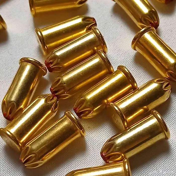 مسدس توكرايف معدني بالكامل وزنه ربع كيلو 9