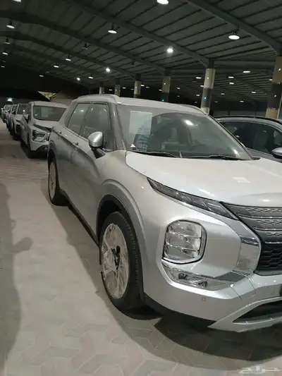 ميتسوبيشي اوتلاندر 1