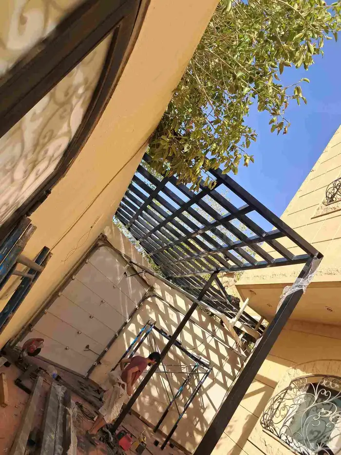 مظلات ؤ سؤاتر هناجر مستودعات شبابيك درابزين شبك بغلاؤه 9