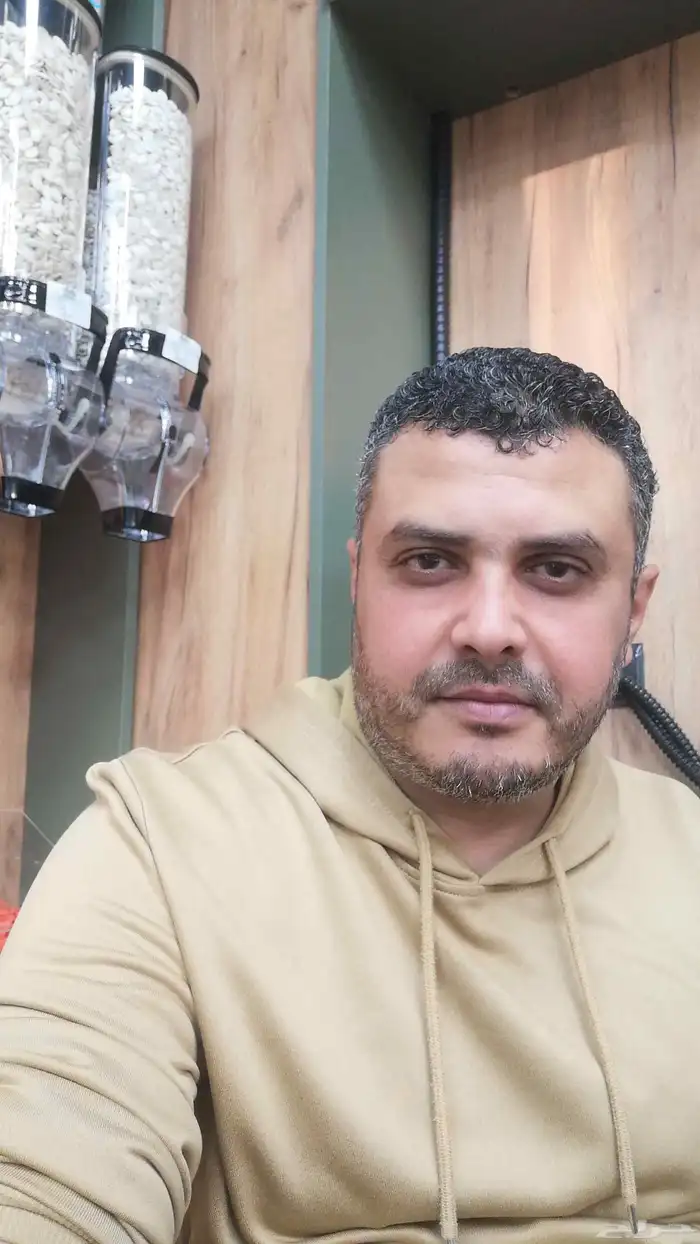 عطار خبره 15 سنه في مجال العطاره والأعشاب والعسل والخلطات 0