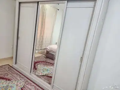 غرفة نوم كاملة مستعملة في حالة ممتازة 4