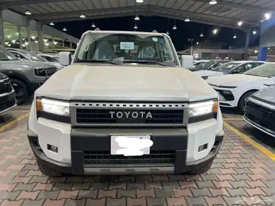 تويوتا لاندكروزر برادو TXL2 20225 0