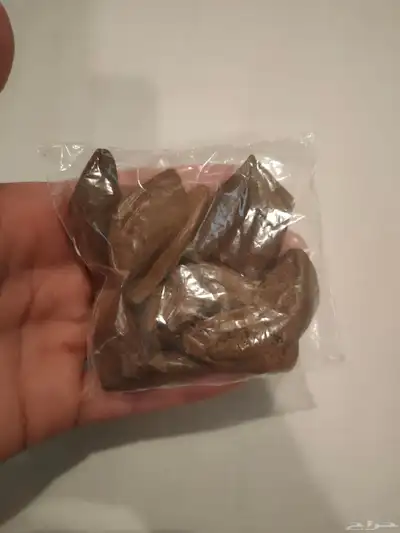 عود خشب فاخر من ( درعه ) --- للبيع مستعجل 2