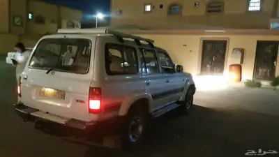 السلام عليكم ورحمة الله للبيع جيب موديل 1995 8