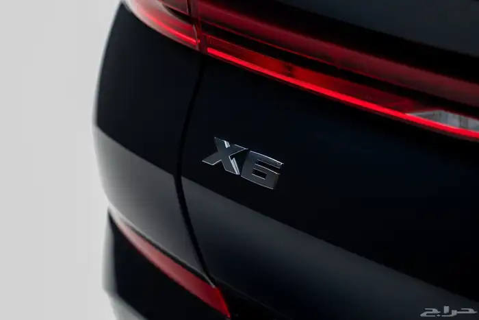 BMW X6 M60i V8 turbocharged 2025 5