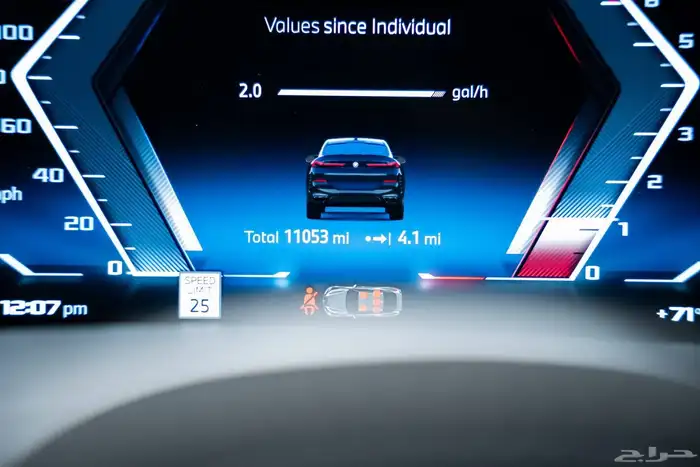 BMW X6 M60i V8 turbocharged 2025 36