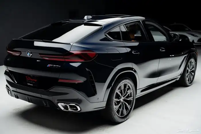 BMW X6 M60i V8 turbocharged 2025 2