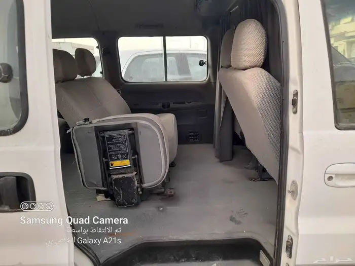 باص H1 2006 بودي نظيف وداخلية نظيفة ومقاعد منجدهم جديد 3