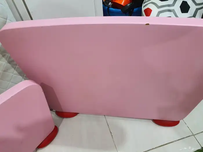 للبيع سرير مع مرتبة من ايكيا اطفال 150 ريال 4