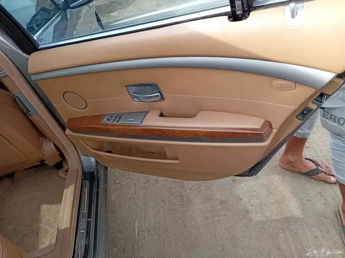 البيع قطع غيار تشليح بي ام 730Li موديل 2008 4