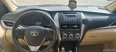 تويوتا يارس 2019 نظيفة على الشرط 3
