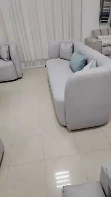 فني تفصيل وتنجيد جميع انواع الكنب والستائر 45