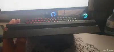 سوني 4 سليم و شاشة ديل للبيع 4