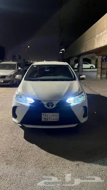 سياره يارس 2021 للبيع بداعي السفر 4