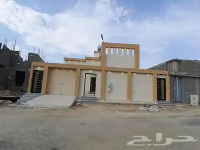 للبيع دور مستقل مع ملحق تشطيب راقي درة الخميس من 820الف 0