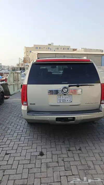 للبيع جيب كاديلاك 2009 2