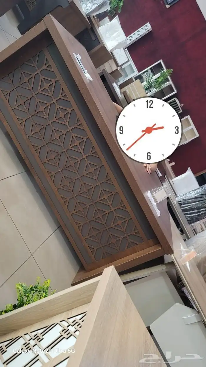 يوجد لدينا اثاث مكتبي بي اسعار مناسبه 0