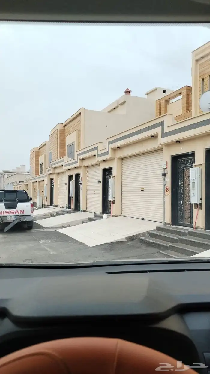 دور ارضي للبيع مستقل بابين وباب سياره 5