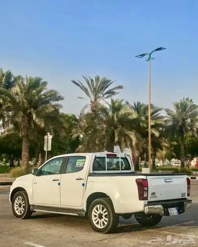 ايسوزو 2020 فل كامل دبل ديزل 17