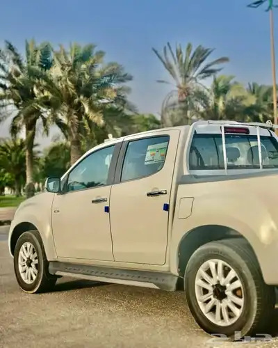 ايسوزو 2020 فل كامل دبل ديزل 14