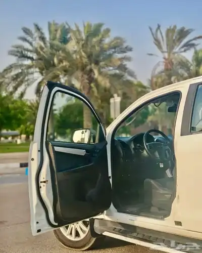 ايسوزو 2020 فل كامل دبل ديزل 29