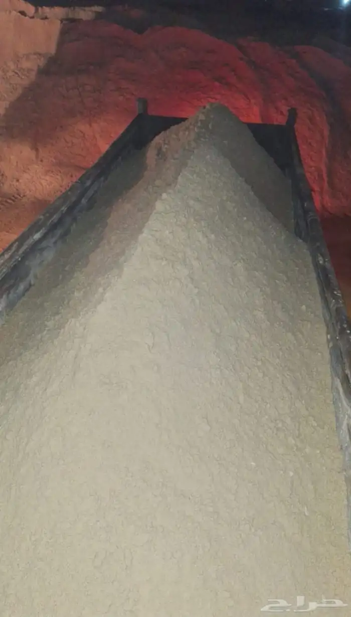 توريد رمل احمر رمل لياسه رمل بناء بحص زيرو مخلوط دفان بلاط 6