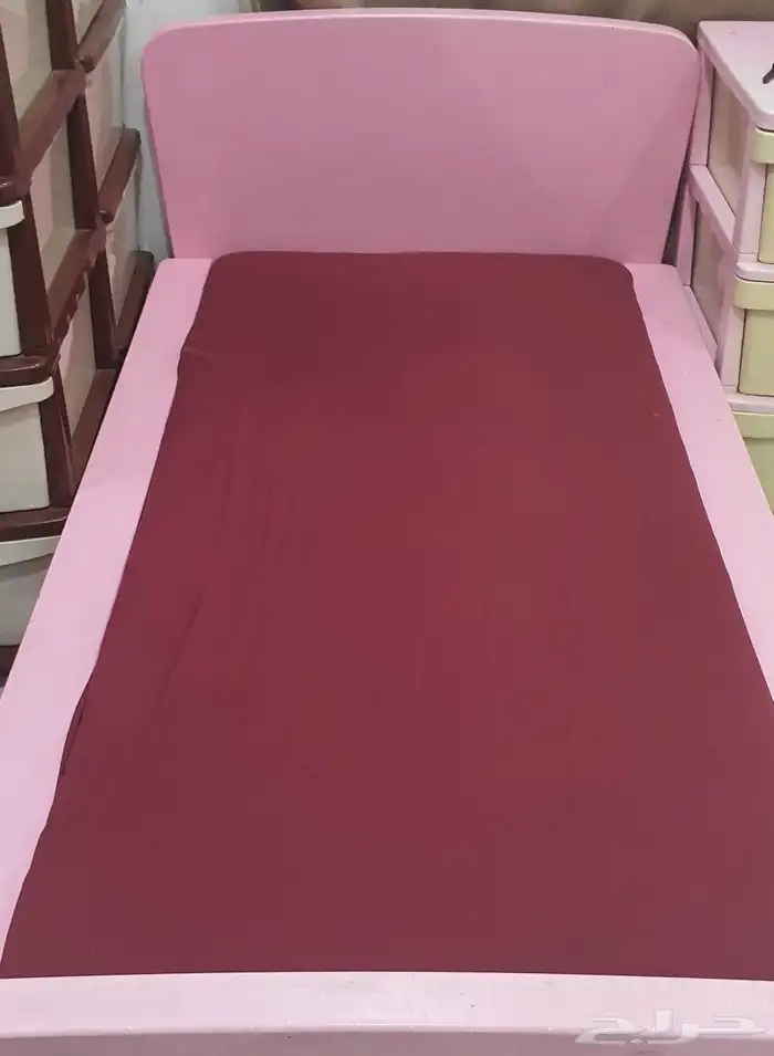 للبيع سرير مع مرتبة من ايكيا اطفال 150 ريال 0